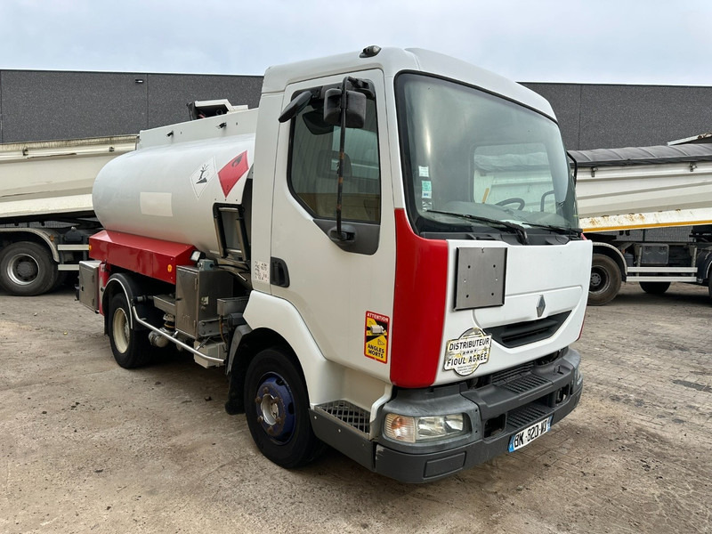 Renault MIDLUM 150 FUEL TANKER / CITERNE MAZOUT - 6500L - 3 COMPARTIMENTS - *ENGINE PROBLEM* - משאית מכל: תמונה 2 Renault MIDLUM 150 FUEL TANKER / CITERNE MAZOUT - 6500L - 3 COMPARTIMENTS - *ENGINE PROBLEM* - משאית מכל: תמונה 2