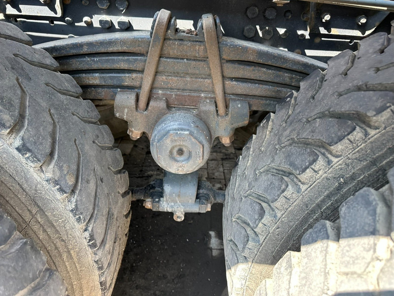 Scania 114C-340 6x4 HOOKLIFT 20T GANCHO - SPRING / BALLESTAS - MANUAL - EURO 3 - FR TRUCK - משאית הרמת וו: תמונה 4 Scania 114C-340 6x4 HOOKLIFT 20T GANCHO - SPRING / BALLESTAS - MANUAL - EURO 3 - FR TRUCK - משאית הרמת וו: תמונה 4