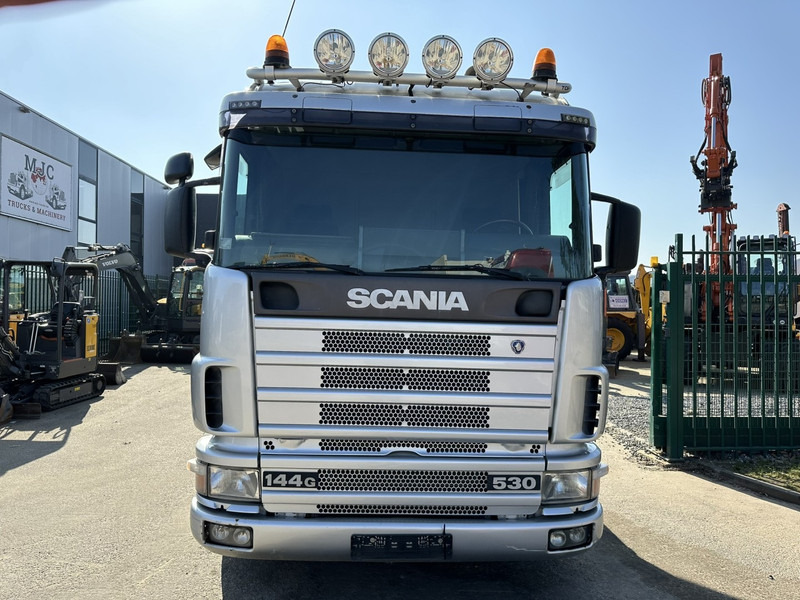 Scania 144G-530 V8 6x4 HOOKLIFT 20T MEILLER -VOL LUCHT - OPTI-CRUISE - CR19 SLAAPCABINE - משאית הרמת וו: תמונה 2 Scania 144G-530 V8 6x4 HOOKLIFT 20T MEILLER -VOL LUCHT - OPTI-CRUISE - CR19 SLAAPCABINE - משאית הרמת וו: תמונה 2