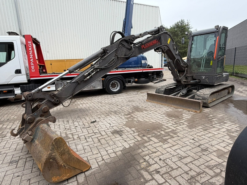 Volvo ECR 58 F FULL HYDR - 2911 H - HYDR QUICKHITCH - A/C - BLADE - CE - BE MACHINE - מיני מחפר: תמונה 1 Volvo ECR 58 F FULL HYDR - 2911 H - HYDR QUICKHITCH - A/C - BLADE - CE - BE MACHINE - מיני מחפר: תמונה 1