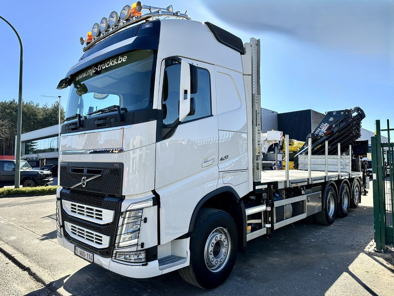 Volvo FH 420 8x4 TRIDEM + KRAAN HIAB 408 E-8 HIPRO + WINCH - 63.000km ONLY - CREWCAB 4 SEATER - PLATFORM 7m - TOP CONDITION - משאית מנוף: תמונה 3 Volvo FH 420 8x4 TRIDEM + KRAAN HIAB 408 E-8 HIPRO + WINCH - 63.000km ONLY - CREWCAB 4 SEATER - PLATFORM 7m - TOP CONDITION - משאית מנוף: תמונה 3