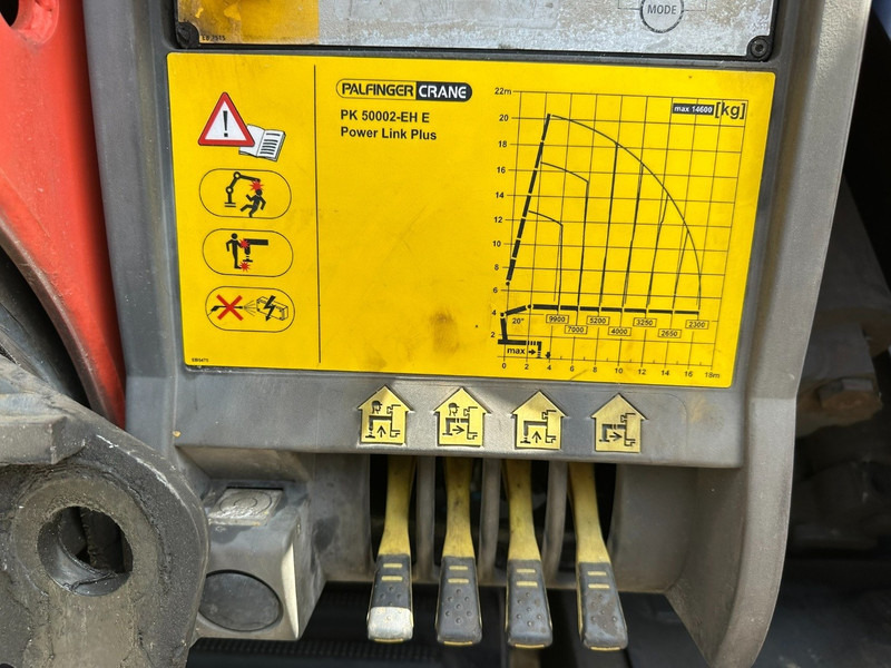 משאית צד נופל/ שטוחה, משאית מנוף Volvo FH 500 6X2 PRITSCHE + KRAN PALFINGER PK50002 E 5x - RETARDER - PLATFORM 6m20 - TWISTLOCKS 20' - 561.000km - EURO 5: תמונה 13