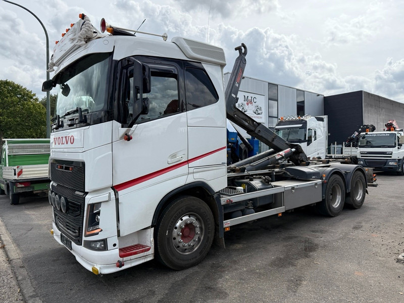 Volvo FH 540 6x4 6X4 HIAB MULTILIFT - WB 460 - LIFT AXLE - 431.000KM - DYNAMIC STEERING - FRIGO - CAMERA - משאית הרמת וו: תמונה 2 Volvo FH 540 6x4 6X4 HIAB MULTILIFT - WB 460 - LIFT AXLE - 431.000KM - DYNAMIC STEERING - FRIGO - CAMERA - משאית הרמת וו: תמונה 2