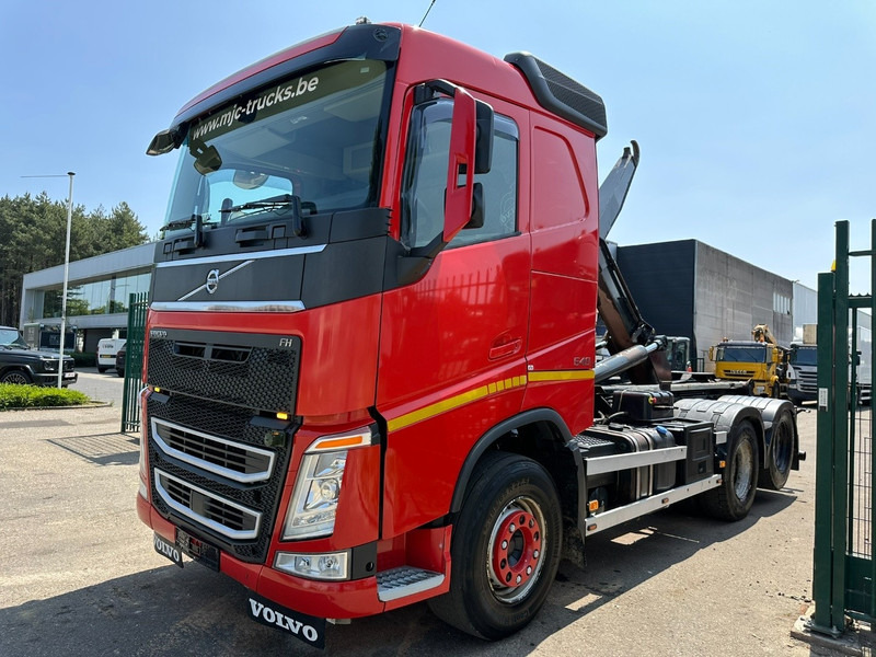 Volvo FH 540 6x4 HOOKLIFT 20T - RETARDER - LIFT AXLE - I-park Cool - SLEEPERCAB - E6 - BE TRUCK - משאית הרמת וו: תמונה 3 Volvo FH 540 6x4 HOOKLIFT 20T - RETARDER - LIFT AXLE - I-park Cool - SLEEPERCAB - E6 - BE TRUCK - משאית הרמת וו: תמונה 3