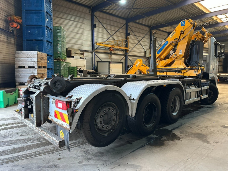 Volvo FH12-420 8x4 HOOKLIFT AJK + CRANE EFFER 250 - 3S - RADIO - TRIDEM LIFT + STEERING AXLE - I SHIFT - BE TRUCK - משאית הרמת וו, משאית מנוף: תמונה 5 Volvo FH12-420 8x4 HOOKLIFT AJK + CRANE EFFER 250 - 3S - RADIO - TRIDEM LIFT + STEERING AXLE - I SHIFT - BE TRUCK - משאית הרמת וו, משאית מנוף: תמונה 5