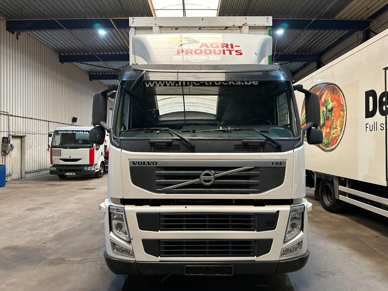 Volvo FM 330 4x2 BOX 7m x 2m48 x 2m75 - 542.000km - EURO 5 - I SHIFT - 19T - A/C - LARGE TAILLIFT - משאית וילונות צד: תמונה 2 Volvo FM 330 4x2 BOX 7m x 2m48 x 2m75 - 542.000km - EURO 5 - I SHIFT - 19T - A/C - LARGE TAILLIFT - משאית וילונות צד: תמונה 2