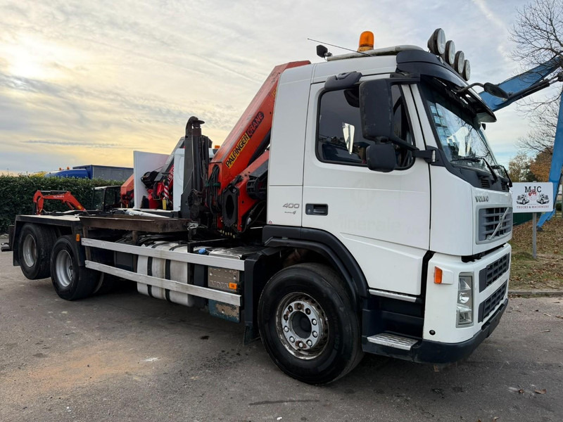 Volvo FM 400 6x2 HOOKLIFT + CRANE PALFINGER PK 15500 B (2x) - 5/6 F - MANUAL - EURO 4 - BE TRUCK - משאית הרמת וו, משאית מנוף: תמונה 3 Volvo FM 400 6x2 HOOKLIFT + CRANE PALFINGER PK 15500 B (2x) - 5/6 F - MANUAL - EURO 4 - BE TRUCK - משאית הרמת וו, משאית מנוף: תמונה 3