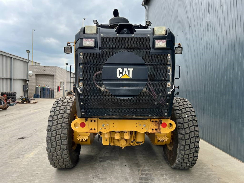 Cat 140M2 AWD - מפלסת: תמונה 3 Cat 140M2 AWD - מפלסת: תמונה 3