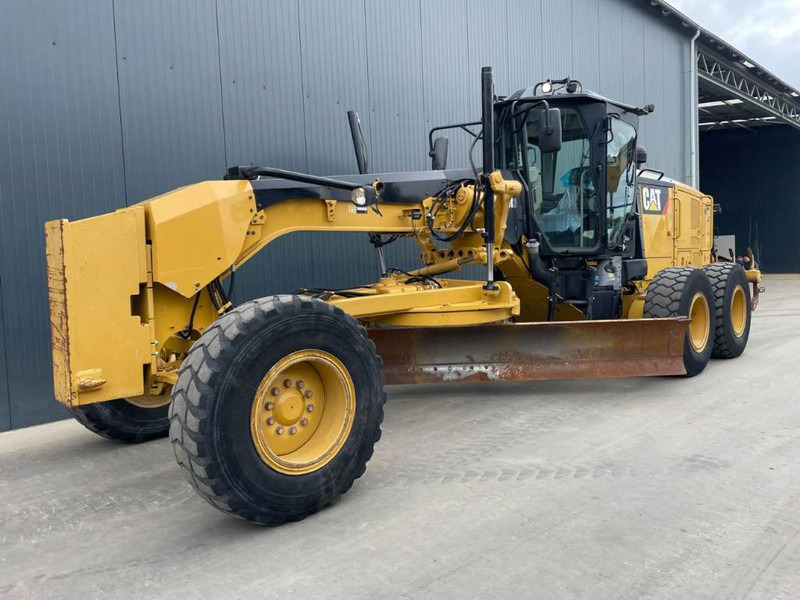 Cat 140M3 - מפלסת: תמונה 1 Cat 140M3 - מפלסת: תמונה 1