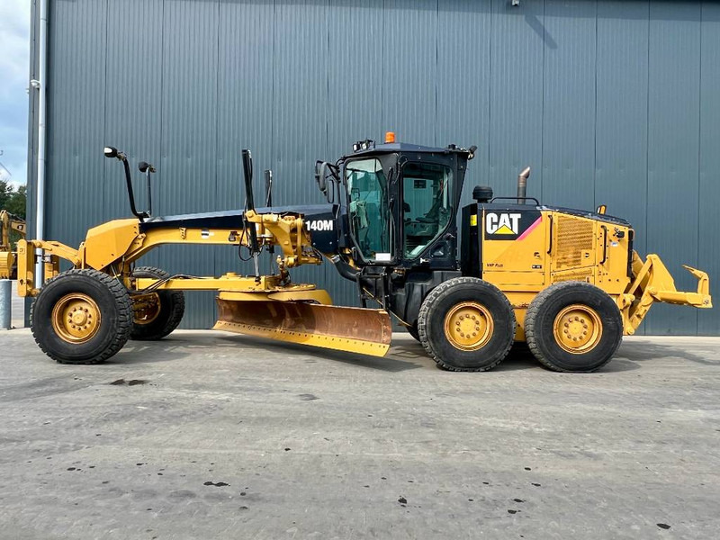 Cat 140M - מפלסת: תמונה 2 Cat 140M - מפלסת: תמונה 2