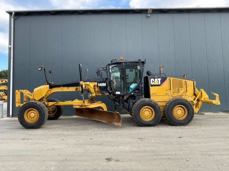 Cat 140M - מפלסת: תמונה 5 Cat 140M - מפלסת: תמונה 5