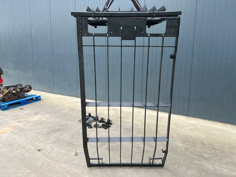 Cat 318C Guard - תא ופנים הרכב עבור מכונת בנייה: תמונה 1 Cat 318C Guard - תא ופנים הרכב עבור מכונת בנייה: תמונה 1