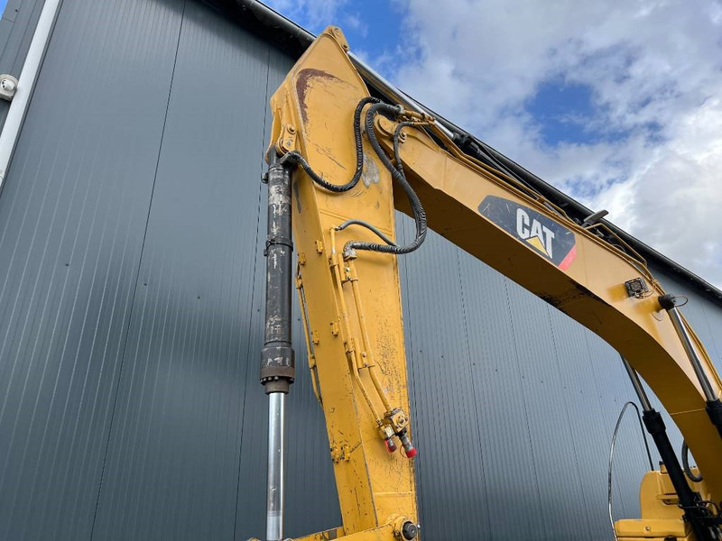 מחפר סורק Cat 320D L: תמונה 14 מחפר סורק Cat 320D L: תמונה 14