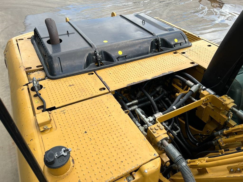 מחפר סורק Cat 320D L: תמונה 18 מחפר סורק Cat 320D L: תמונה 18