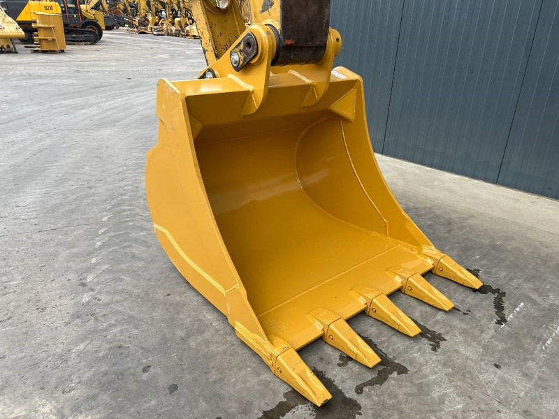 מחפר סורק Cat 320D L: תמונה 12 מחפר סורק Cat 320D L: תמונה 12