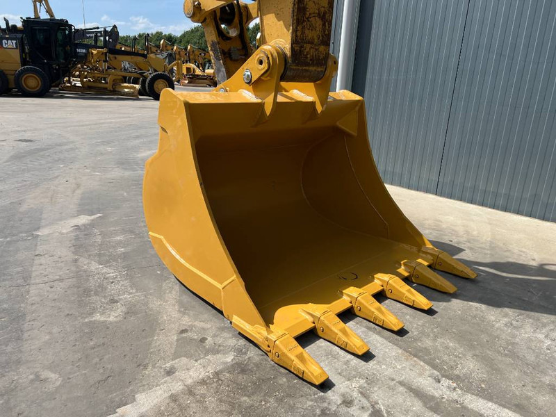 מחפר סורק Cat 323EL VA: תמונה 10