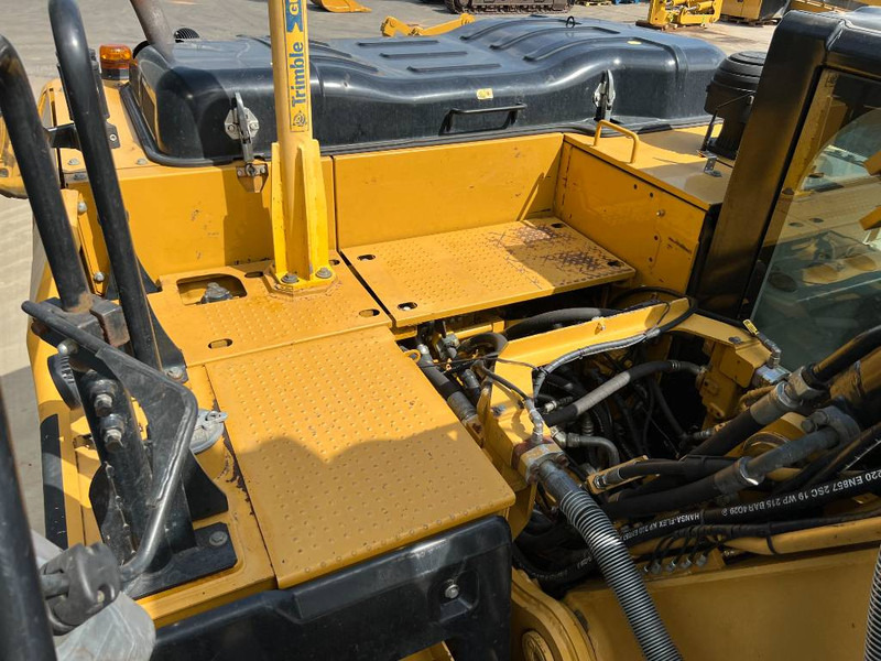 מחפר סורק Cat 323EL VA: תמונה 15