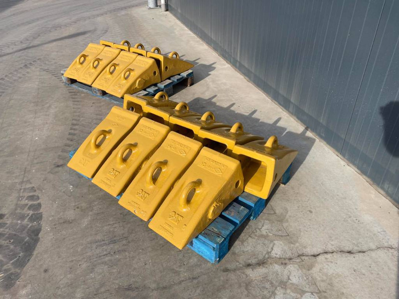 Cat 365 / 374 / 385 / 390 Tips - דלי עבור מכונת בנייה: תמונה 2 Cat 365 / 374 / 385 / 390 Tips - דלי עבור מכונת בנייה: תמונה 2