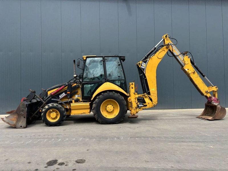 Cat 432E - מחפרון: תמונה 2 Cat 432E - מחפרון: תמונה 2