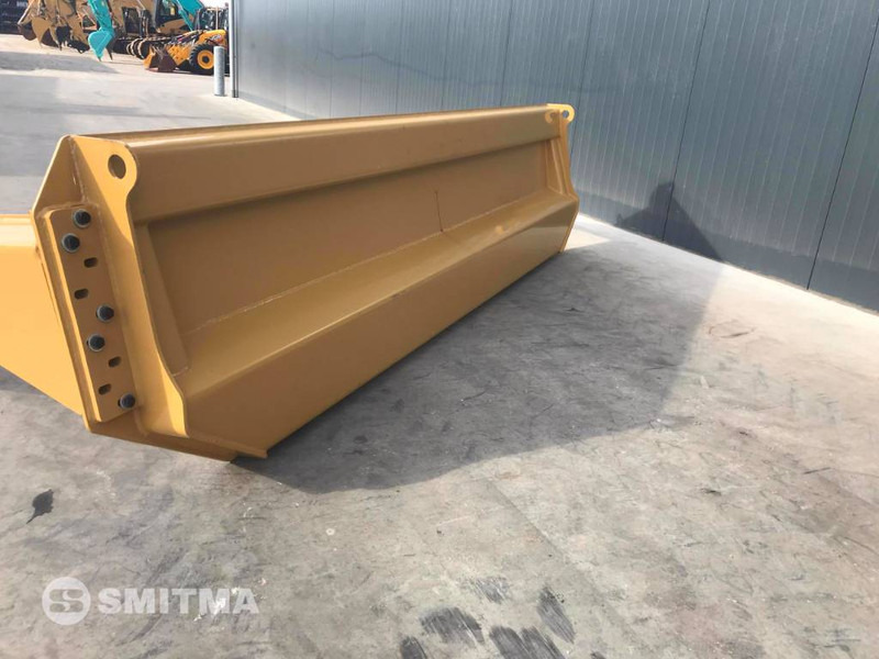 Cat 740B - מעלית אחורית עבור מכונת בנייה: תמונה 2 Cat 740B - מעלית אחורית עבור מכונת בנייה: תמונה 2