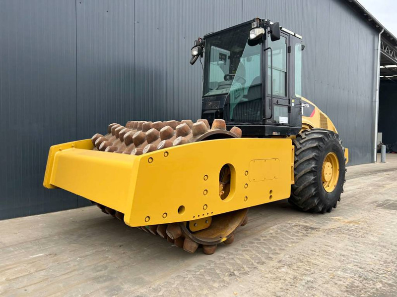 Cat CP74 - רולר: תמונה 1 Cat CP74 - רולר: תמונה 1
