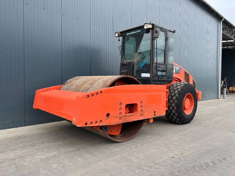 Cat CS76 XT - רולר: תמונה 1 Cat CS76 XT - רולר: תמונה 1