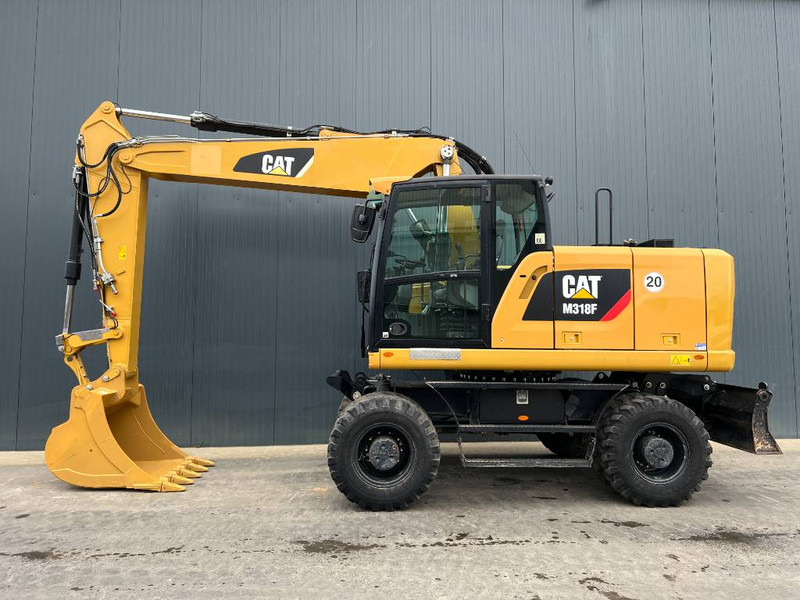 Cat M318F - Extremely Nice Condition - מחפר גלגלים: תמונה 2 Cat M318F - Extremely Nice Condition - מחפר גלגלים: תמונה 2