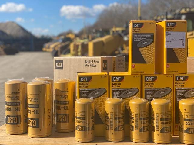 Cat Small - After 250 Working Hours - צרופה עבור מכונת בנייה: תמונה 1 Cat Small - After 250 Working Hours - צרופה עבור מכונת בנייה: תמונה 1