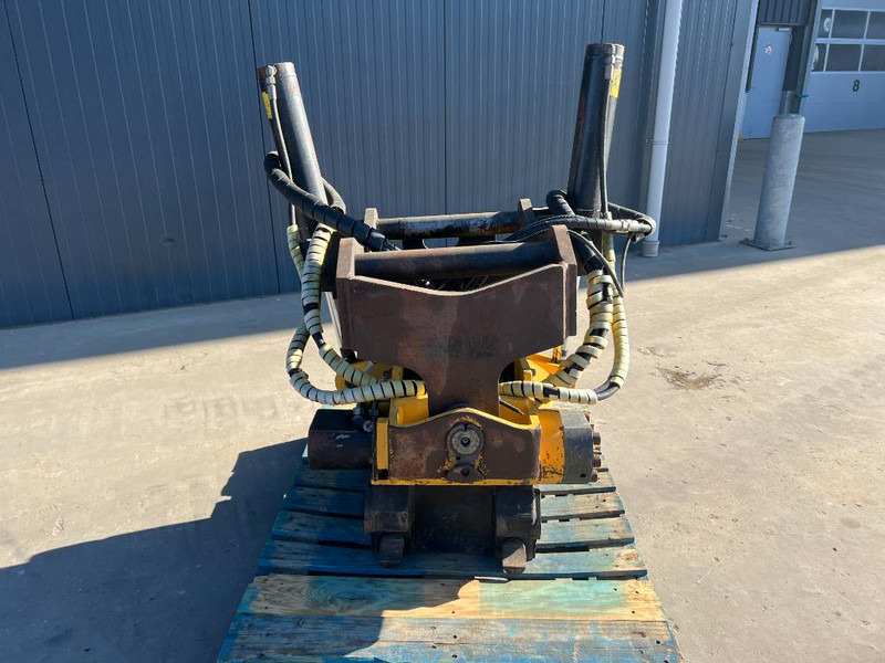 Engcon EC30 - S70 - צרופה עבור מכונת בנייה: תמונה 2 Engcon EC30 - S70 - צרופה עבור מכונת בנייה: תמונה 2