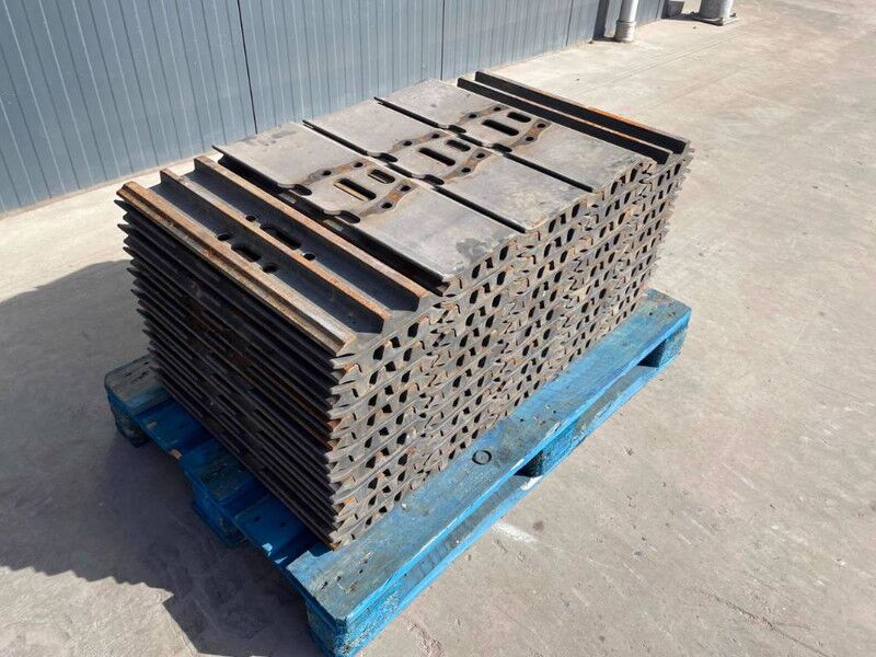 Hyundai R210 / R215 / R220 / R235 / R250 / R260 - מסגרת/ שלדה עבור מכונת בנייה: תמונה 1 Hyundai R210 / R215 / R220 / R235 / R250 / R260 - מסגרת/ שלדה עבור מכונת בנייה: תמונה 1