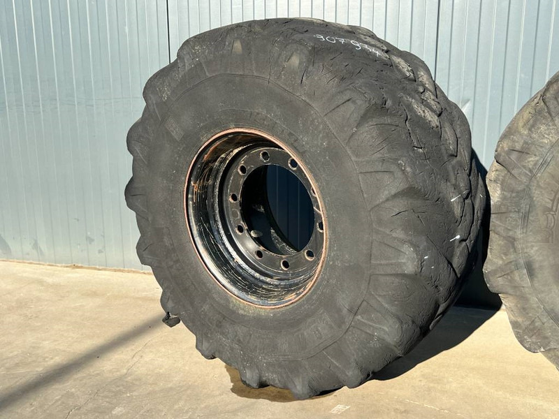 Michelin 445/70R19.5 incl. rim - גלגלים וצמיגים עבור מכונת בנייה: תמונה 2 Michelin 445/70R19.5 incl. rim - גלגלים וצמיגים עבור מכונת בנייה: תמונה 2