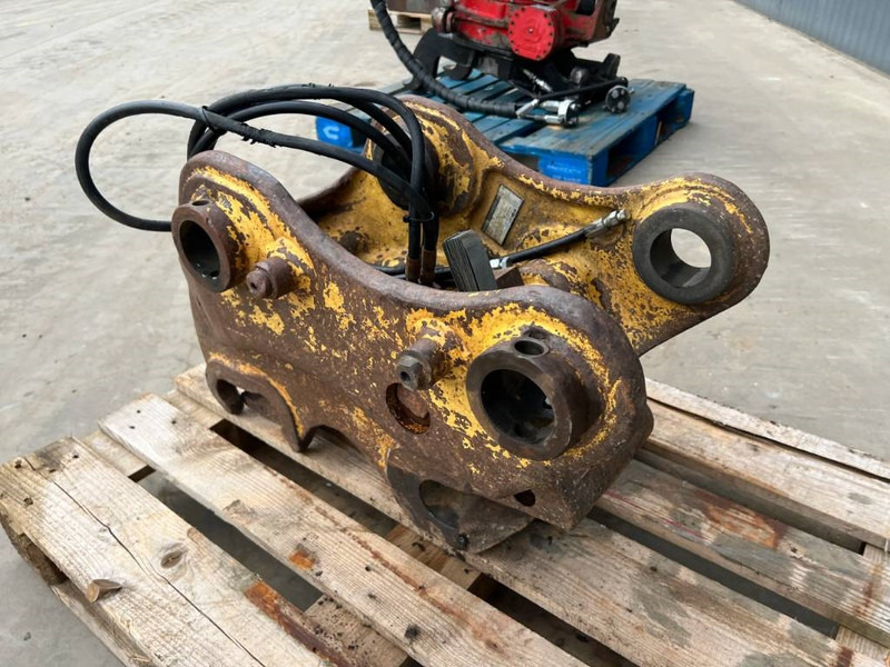 מצמד מהיר עבור מכונת בנייה Miller Caterpillar 311D / 312D / 312E / 313F / 314D / 314: תמונה 7