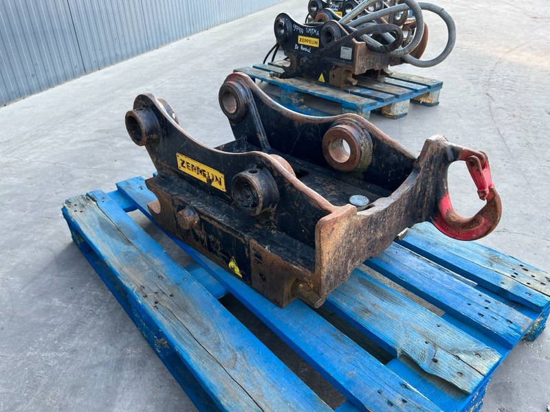 OilQuick OQ65 - 311F / 313F / 315F - מצמד מהיר עבור מכונת בנייה: תמונה 3 OilQuick OQ65 - 311F / 313F / 315F - מצמד מהיר עבור מכונת בנייה: תמונה 3