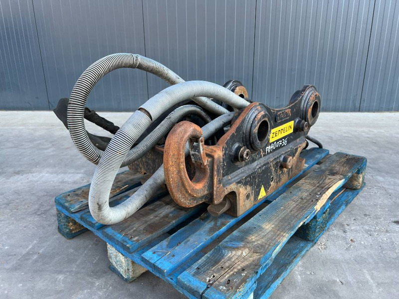 OilQuick OQ65 - M314F / M316F / M318F - מצמד מהיר עבור מכונת בנייה: תמונה 1 OilQuick OQ65 - M314F / M316F / M318F - מצמד מהיר עבור מכונת בנייה: תמונה 1