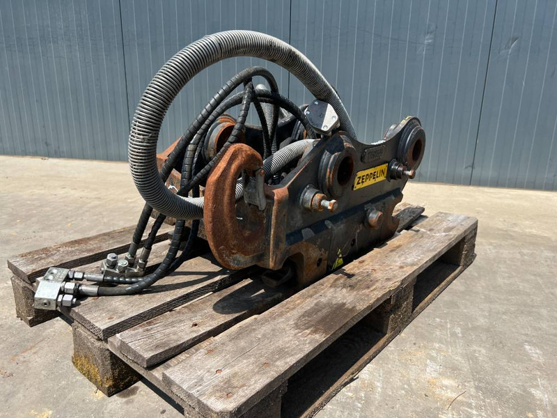 OilQuick OQ65 - M314F / M316F / M318F - מצמד מהיר עבור מכונת בנייה: תמונה 1 OilQuick OQ65 - M314F / M316F / M318F - מצמד מהיר עבור מכונת בנייה: תמונה 1