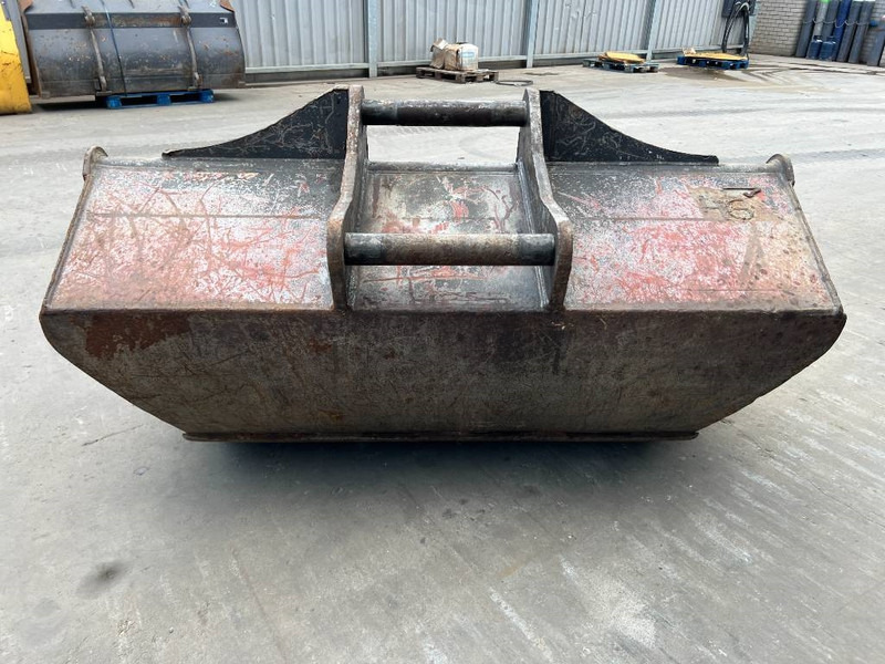 SMP S70 - דלי עבור מכונת בנייה: תמונה 5 SMP S70 - דלי עבור מכונת בנייה: תמונה 5