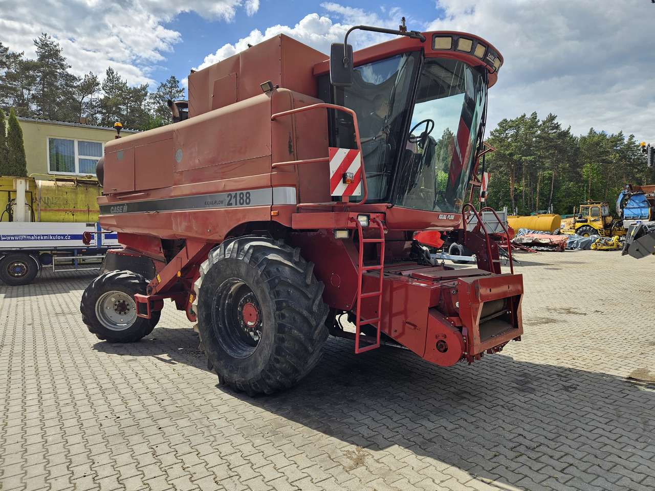 Case 2188E - מקצרת קומבינה: תמונה 2 Case 2188E - מקצרת קומבינה: תמונה 2