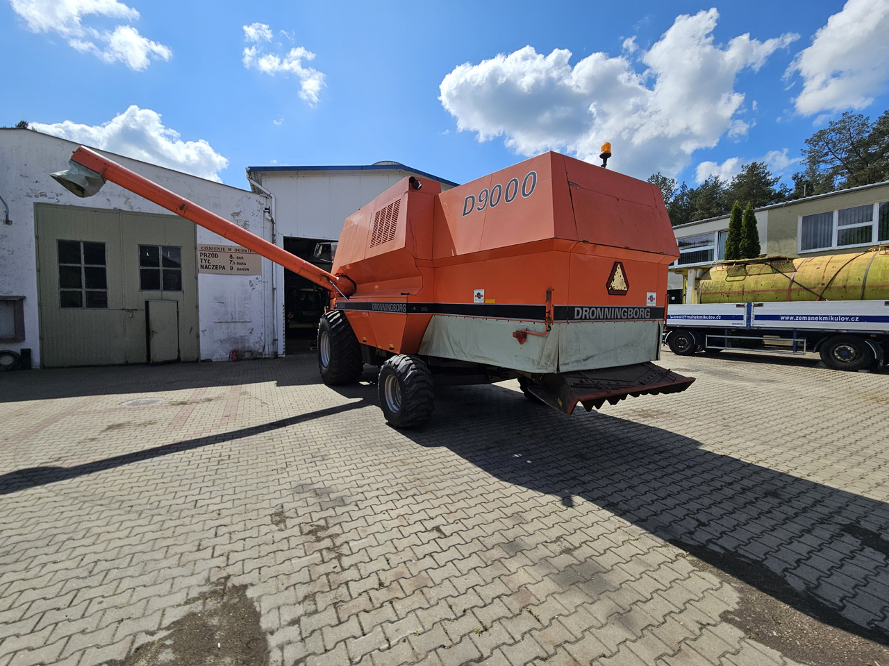 Dronningborg D9000 - מקצרת קומבינה: תמונה 4 Dronningborg D9000 - מקצרת קומבינה: תמונה 4