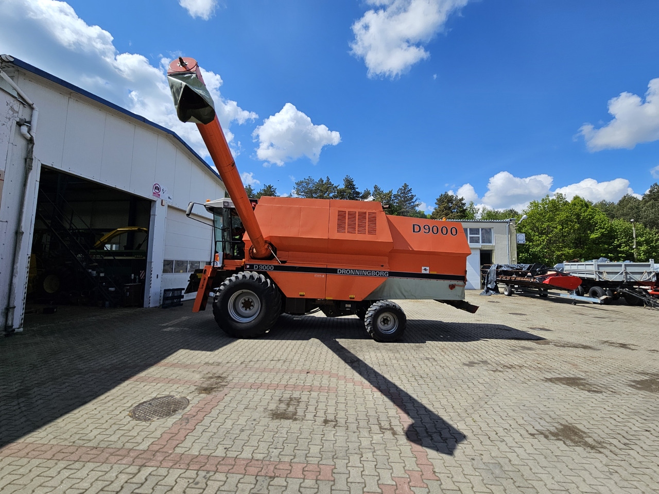 Dronningborg D9000 - מקצרת קומבינה: תמונה 3 Dronningborg D9000 - מקצרת קומבינה: תמונה 3