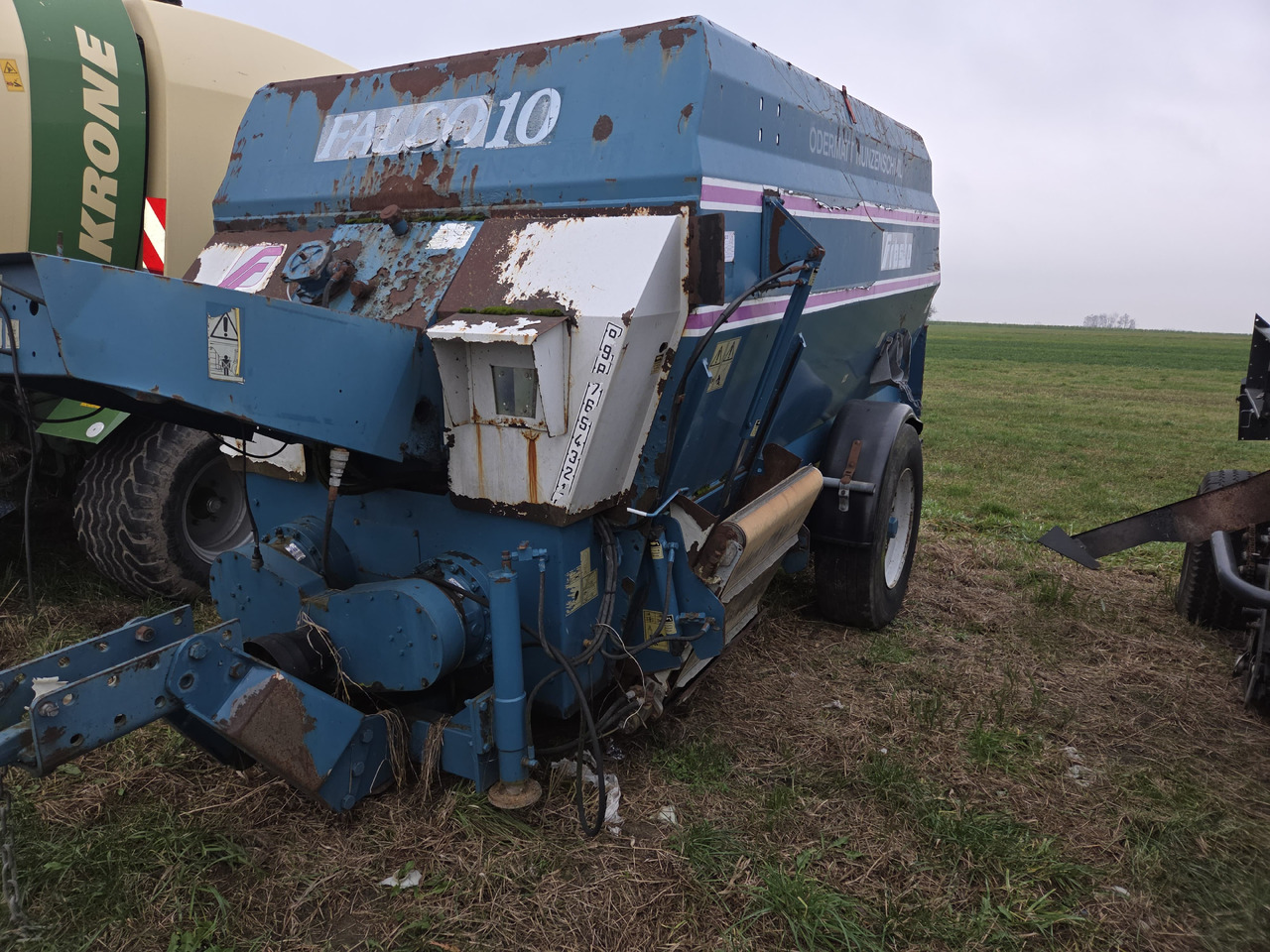 FALCO 10 m3 - עגלת מערבל מספוא: תמונה 2 FALCO 10 m3 - עגלת מערבל מספוא: תמונה 2