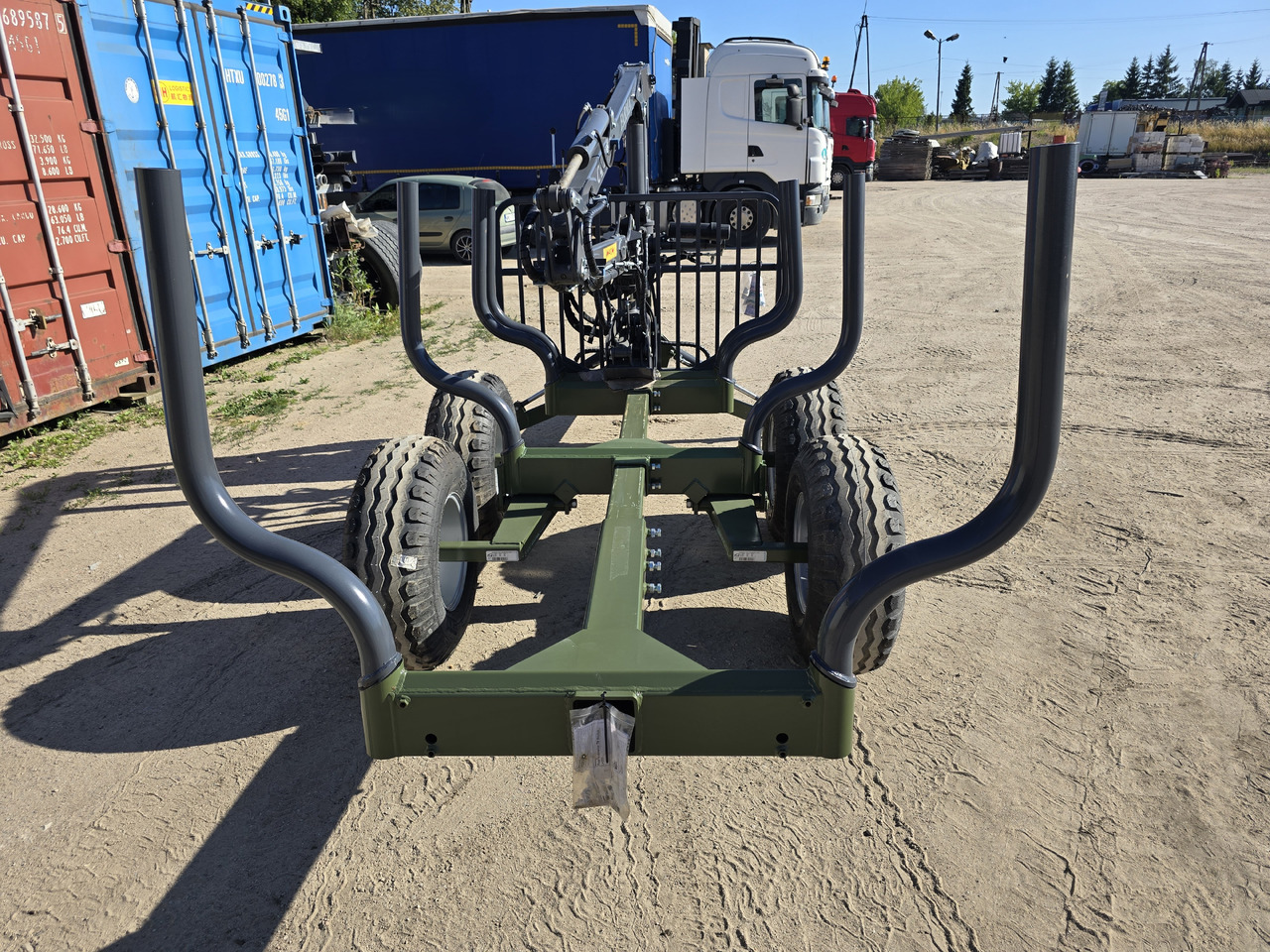 FARMA T6 + żuraw C4,2 - קרון נגרר ליערות: תמונה 4 FARMA T6 + żuraw C4,2 - קרון נגרר ליערות: תמונה 4