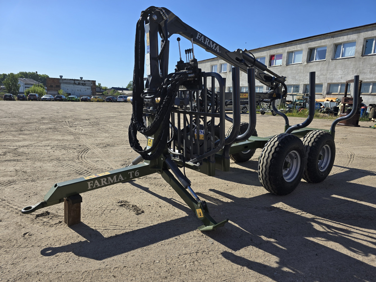 קרון נגרר ליערות FARMA T6 + żuraw C4,2: תמונה 1