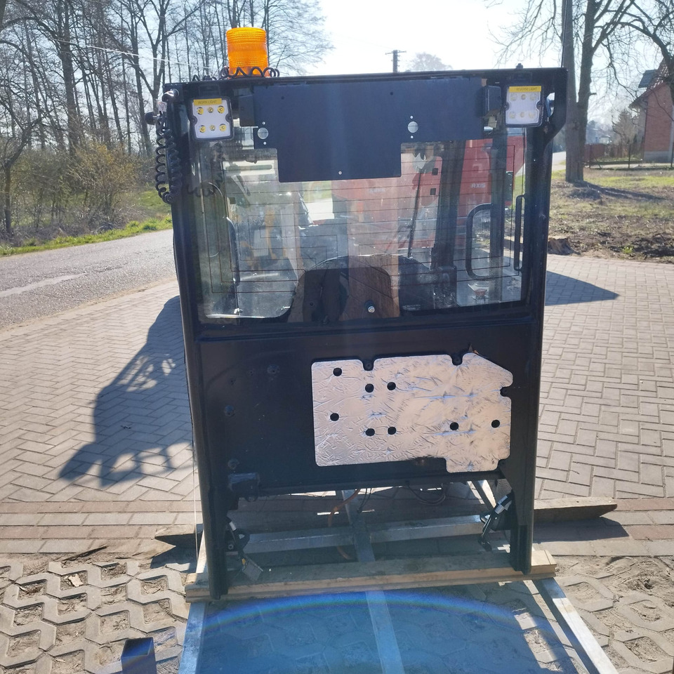 JCB 403 - תא עבור מכונת בנייה: תמונה 5 JCB 403 - תא עבור מכונת בנייה: תמונה 5