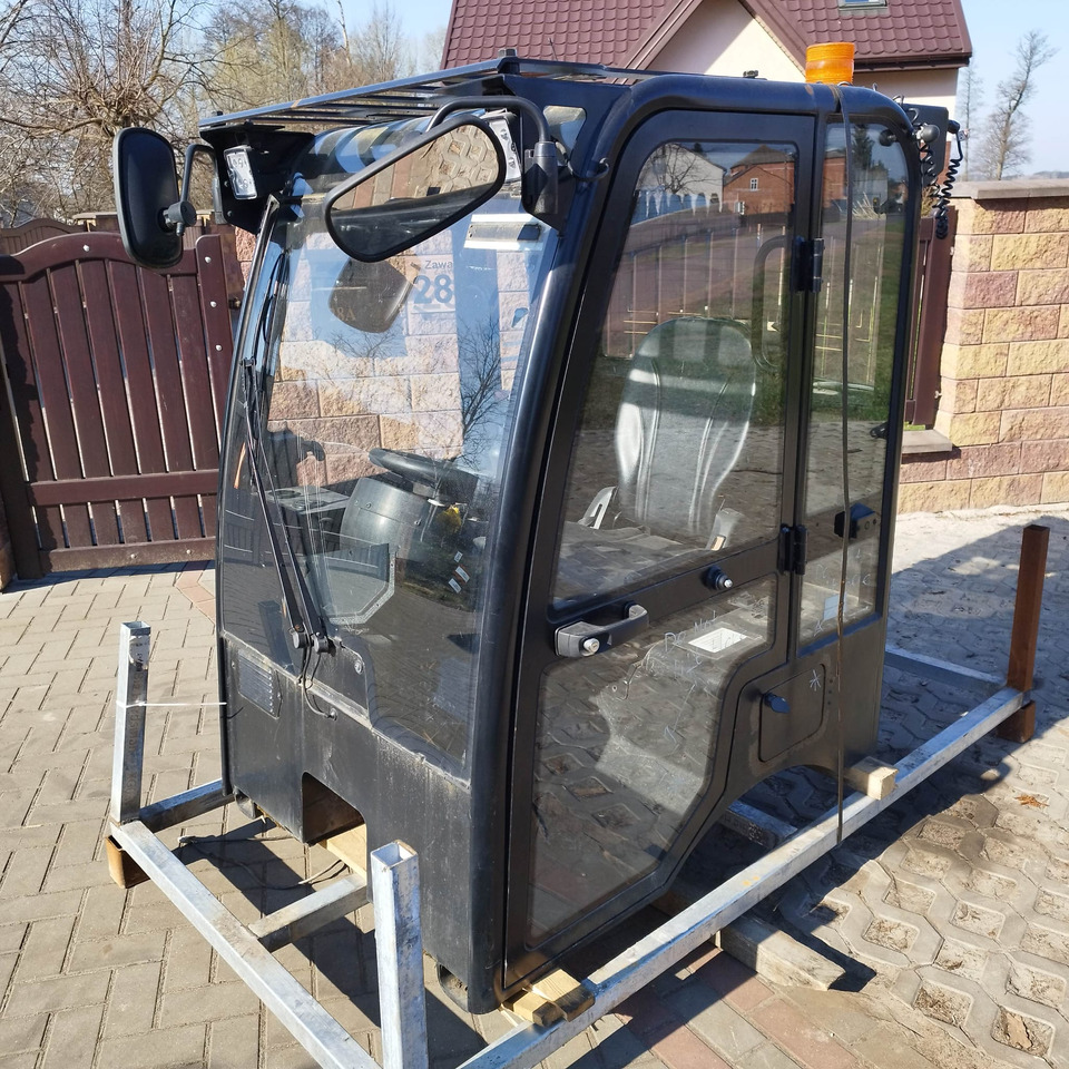 JCB 403 - תא עבור מכונת בנייה: תמונה 3 JCB 403 - תא עבור מכונת בנייה: תמונה 3