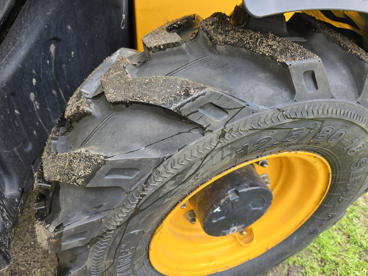 JCB 525.60 AGRI PLUS - מפעיל טלסקופי: תמונה 2 JCB 525.60 AGRI PLUS - מפעיל טלסקופי: תמונה 2