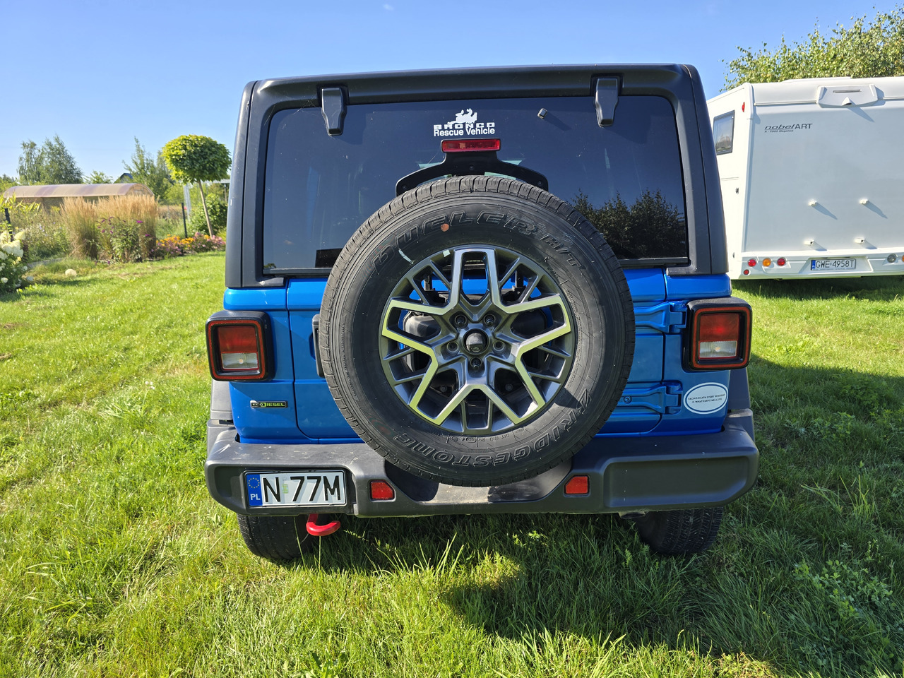 JEEP Wrangler Unlimited Rubicon FOX - מכונית: תמונה 4 JEEP Wrangler Unlimited Rubicon FOX - מכונית: תמונה 4