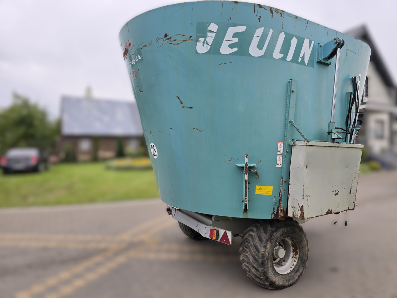 JEULIN POWER 14 - עגלת מערבל מספוא: תמונה 5 JEULIN POWER 14 - עגלת מערבל מספוא: תמונה 5