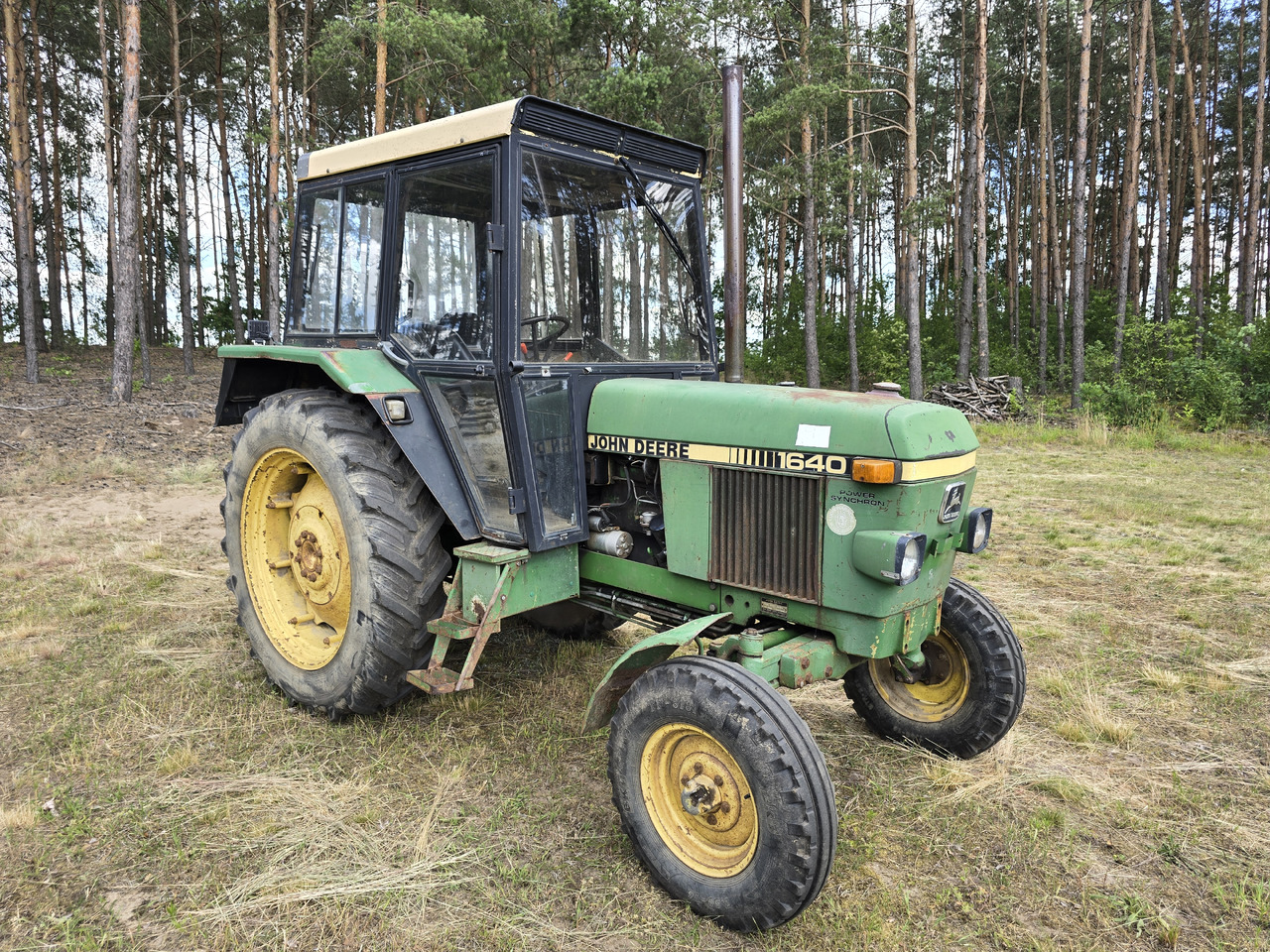 JOHN DEERE 1640S - טרקטור חקלאי: תמונה 2 JOHN DEERE 1640S - טרקטור חקלאי: תמונה 2