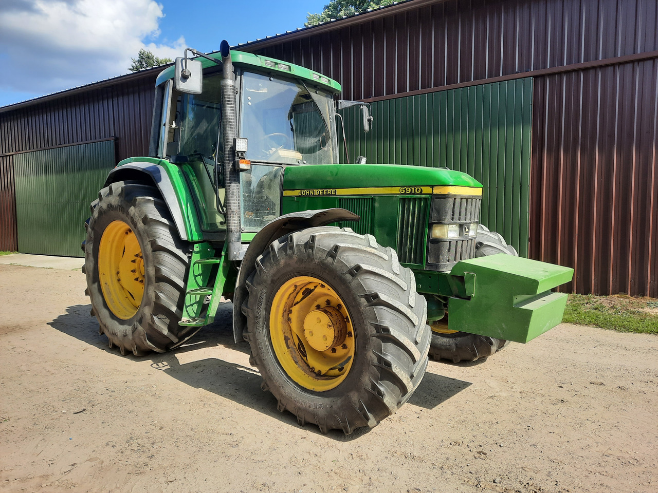 JOHN DEERE 6910 - טרקטור חקלאי: תמונה 4 JOHN DEERE 6910 - טרקטור חקלאי: תמונה 4