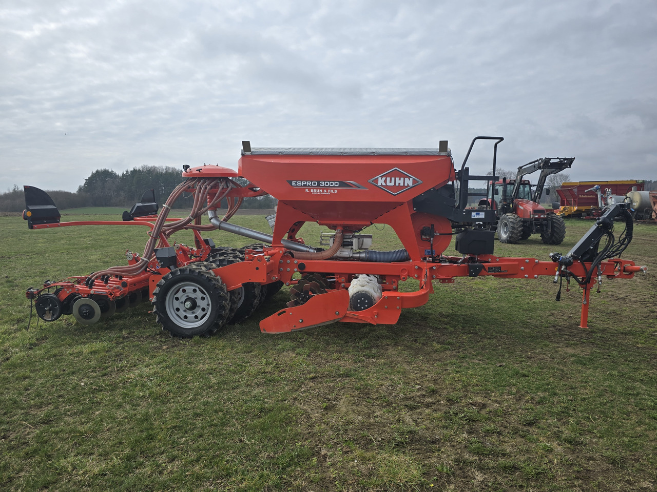 KUHN ESPRO 3000 VFB - מקדחת זריעה משולבת: תמונה 3 KUHN ESPRO 3000 VFB - מקדחת זריעה משולבת: תמונה 3